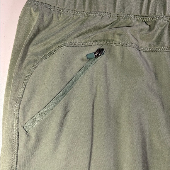 White Cross Women’s XL Olive Green Activewear - Picture 6 of 13